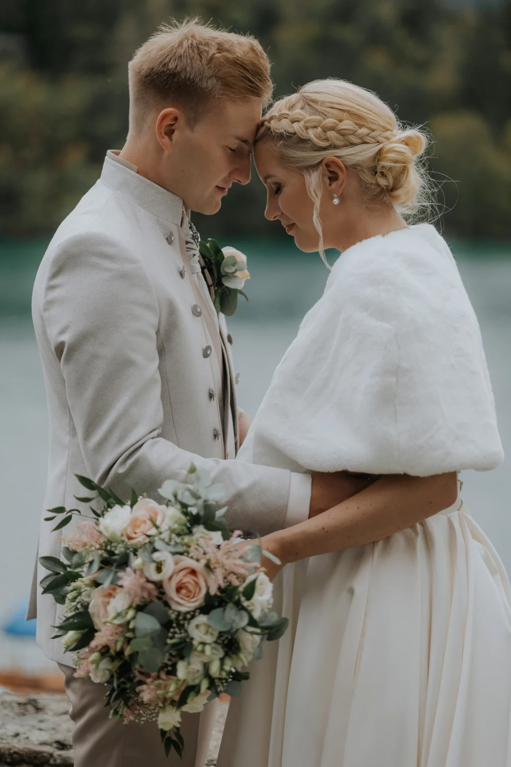 lake bled island church wedding35